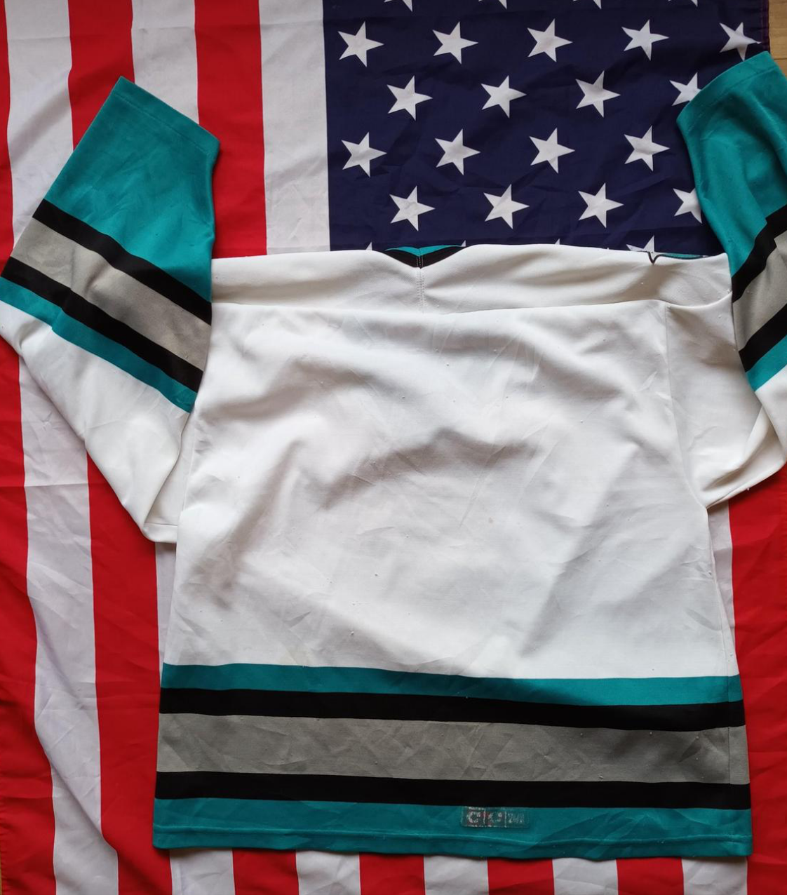 San Jose Sharks NHL Jersey L