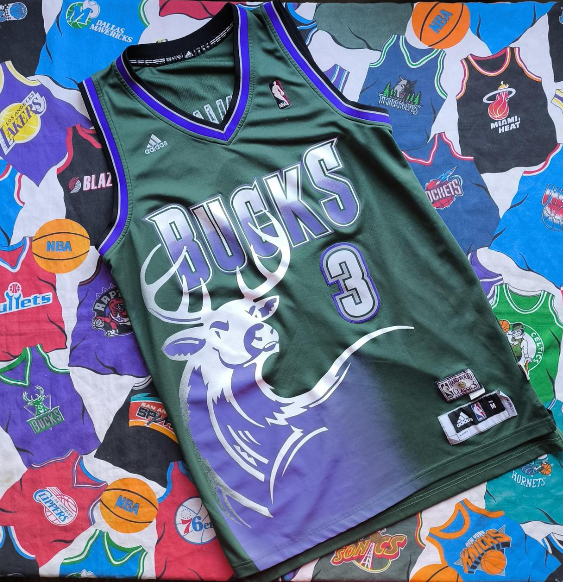 Milwaukee Bucks NBA Jersey M Jennings
