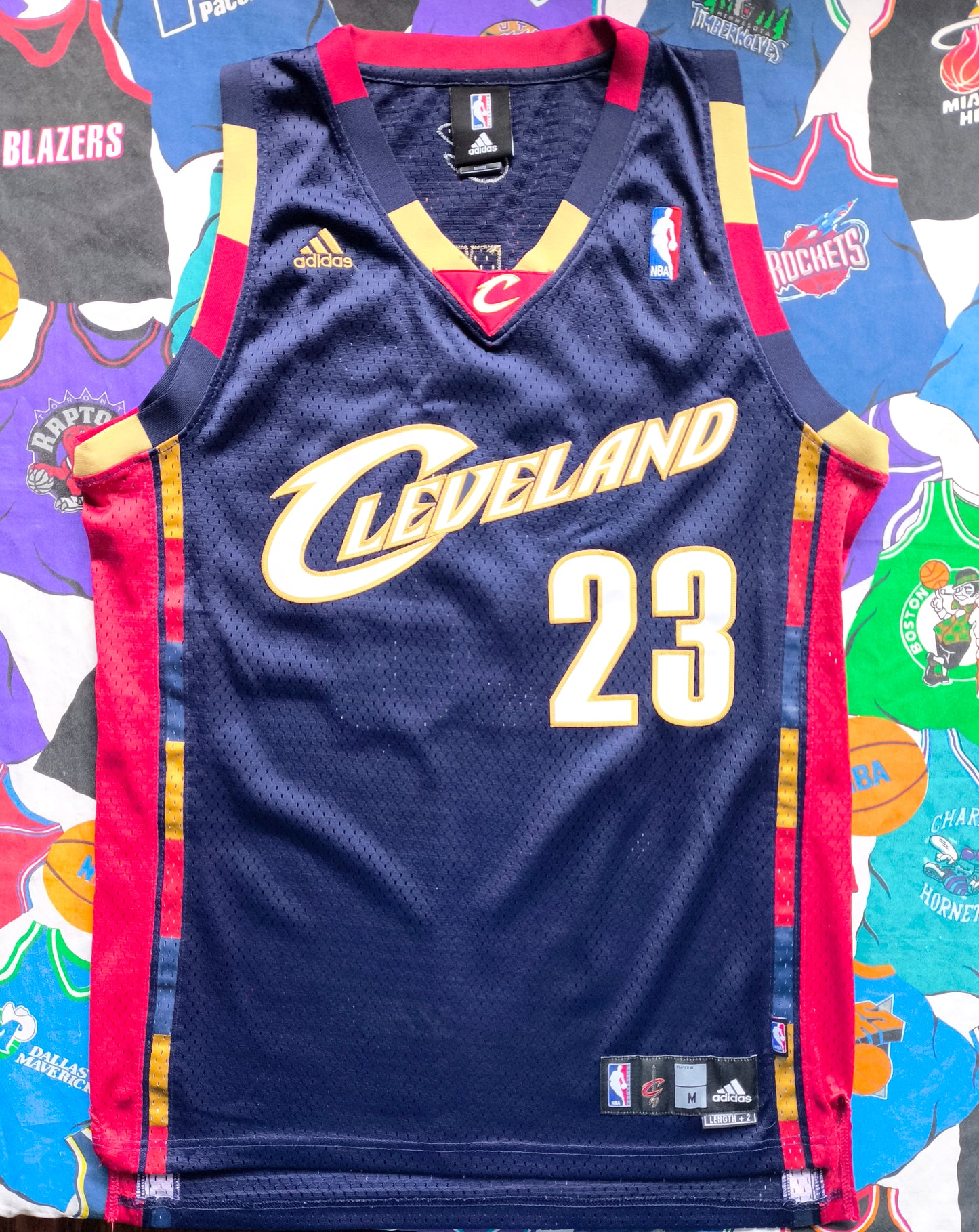 Cleveland Cavaliers Adidas NBA Jersey M James