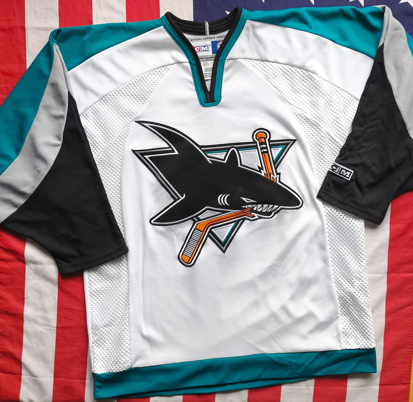 San Jose Sharks NHL CCM Jersey M