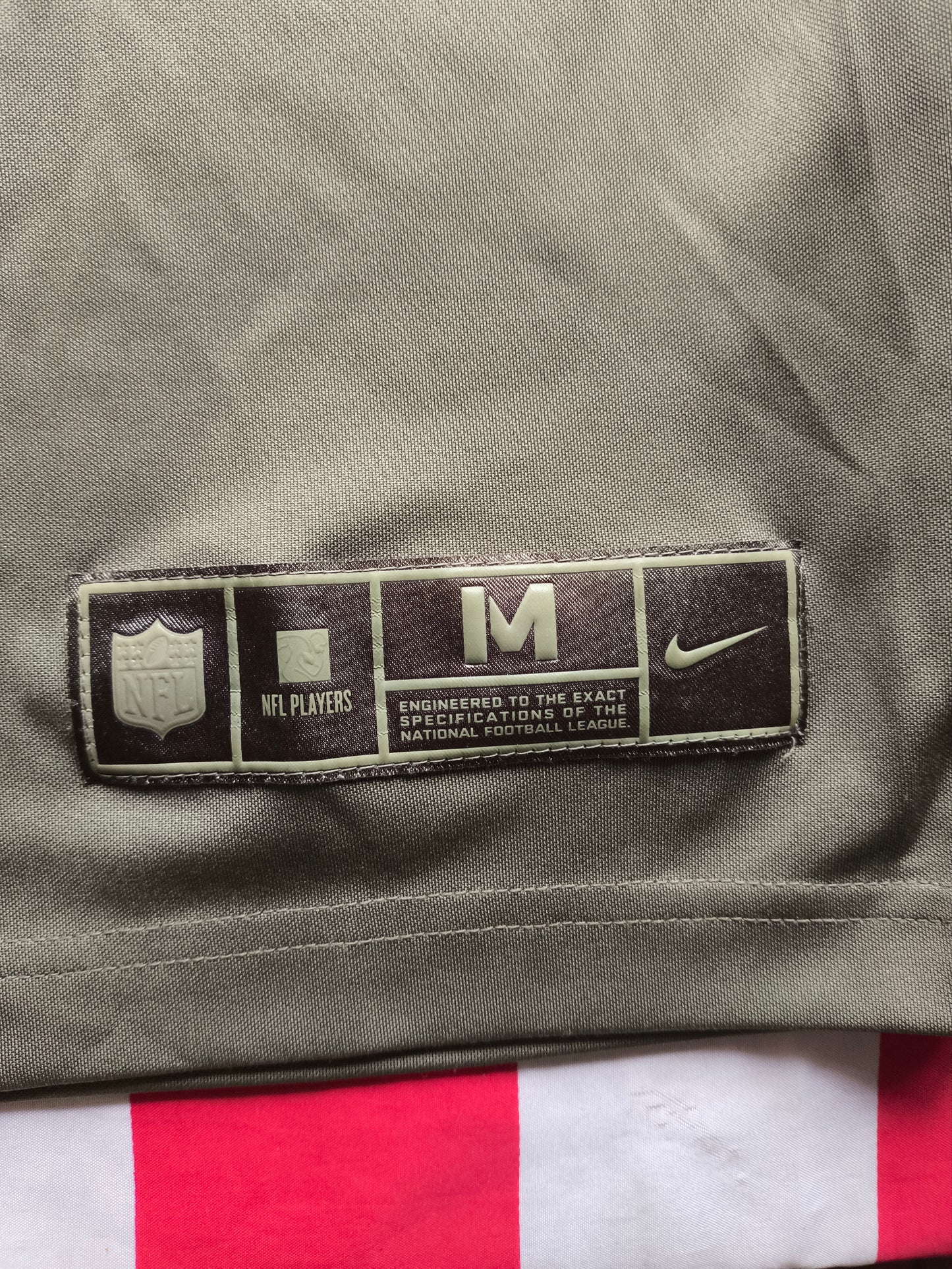 Tennessee Titans NFL Salute to Service Jersey M Mariota