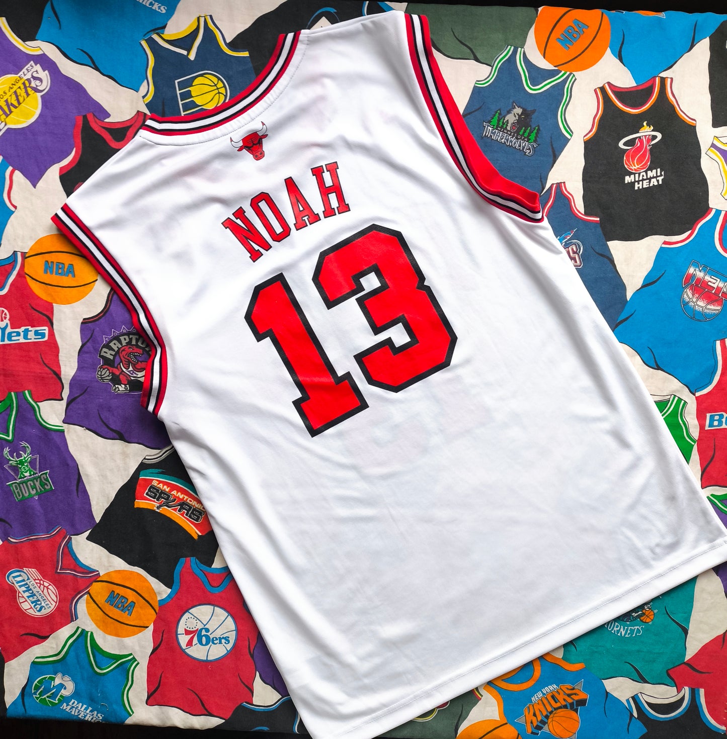 Chicago Bulls Adidas NBA Jersey M Noah
