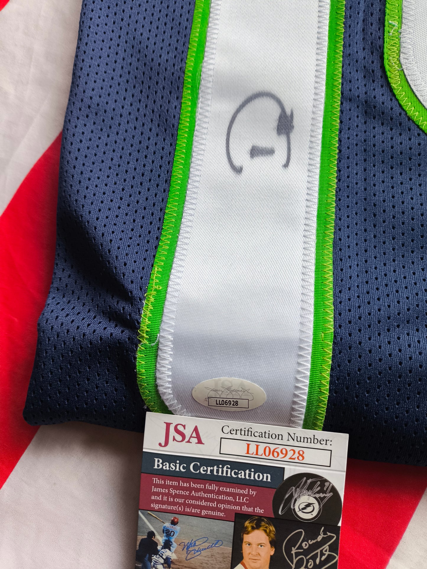DK Metcalf Seattle Seahawks Signed Jersey JSA Authentication