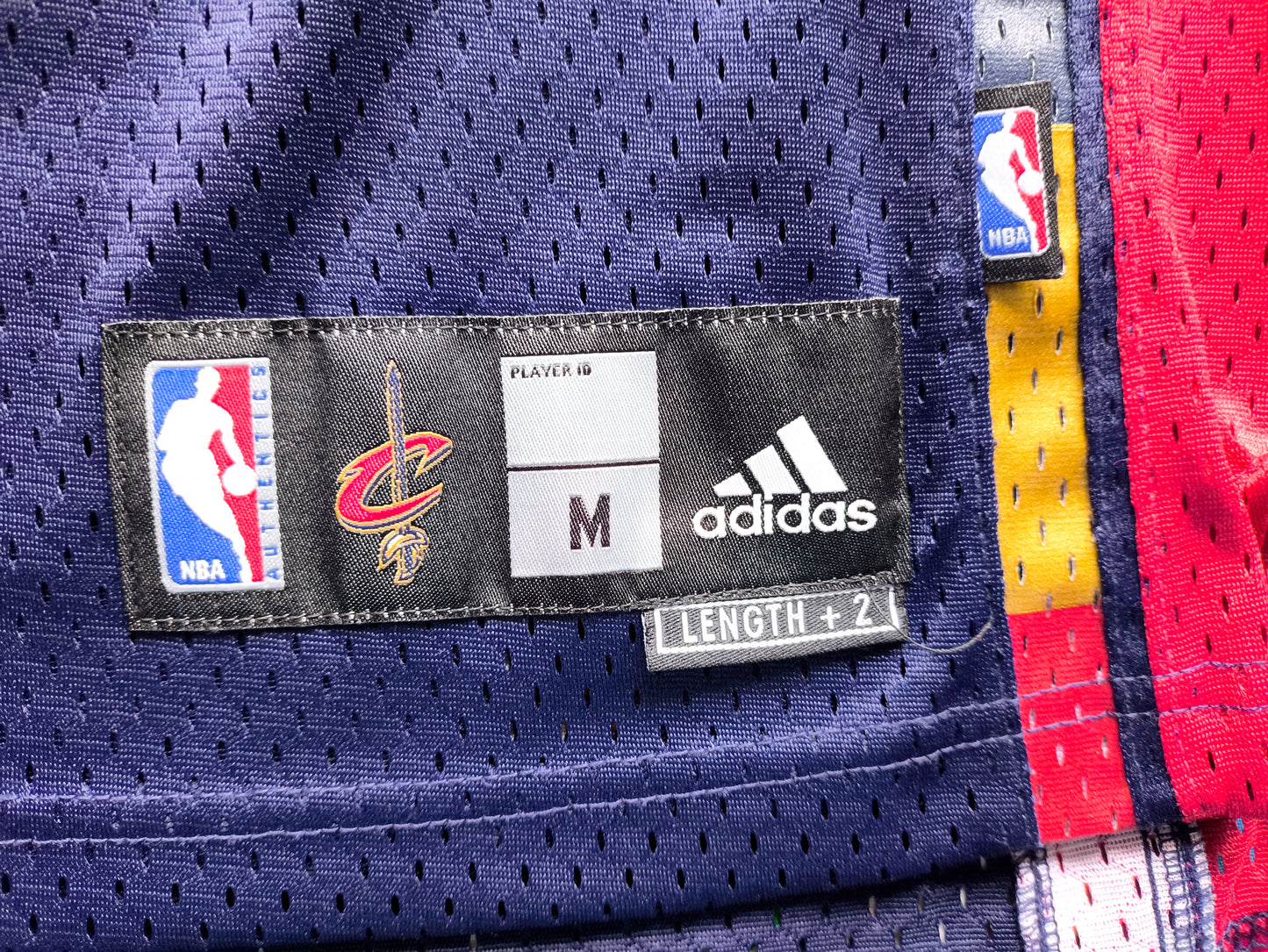 Cleveland Cavaliers Adidas NBA Jersey M James