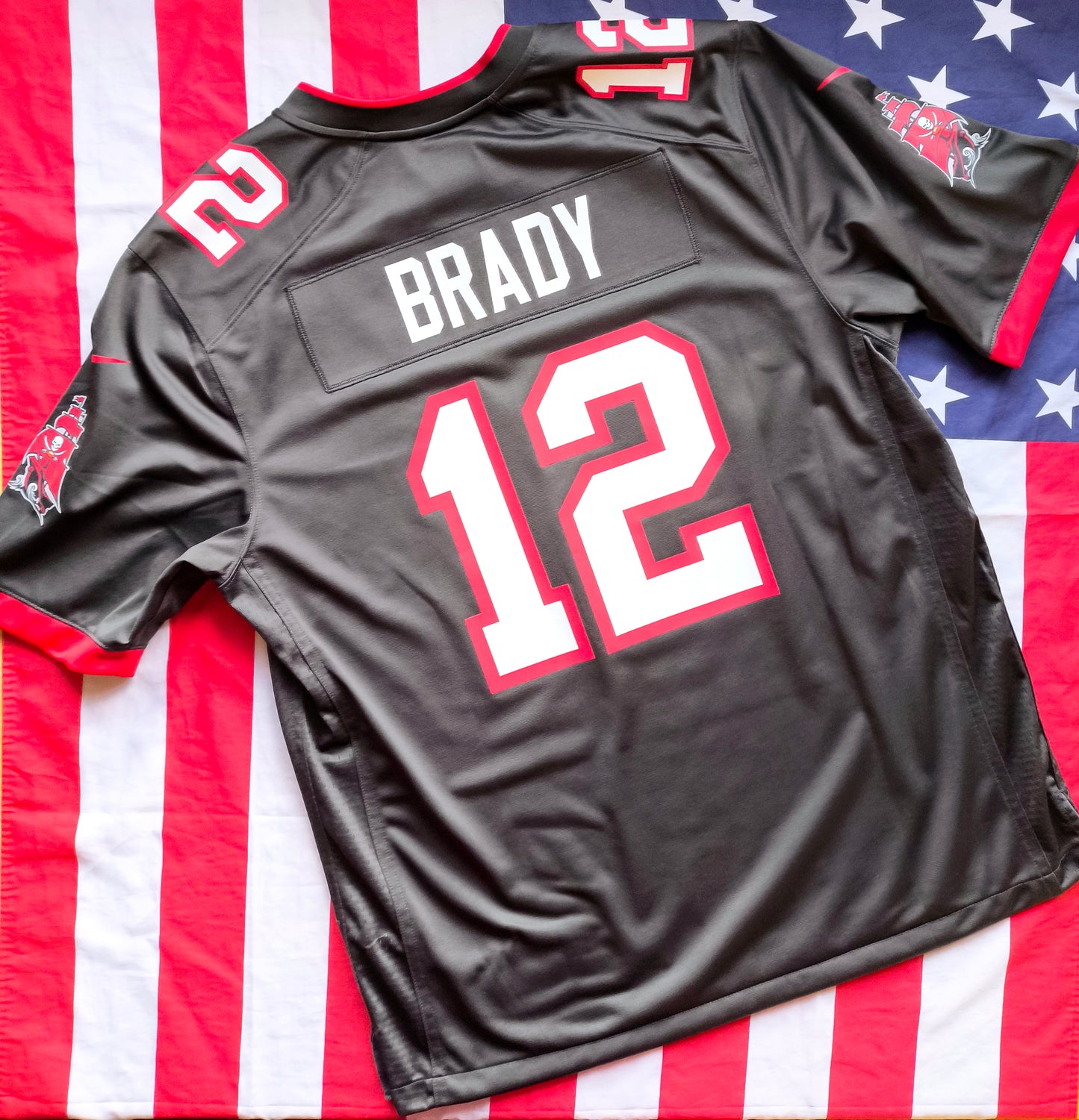 Tampa Bay Buccaneers Nike NFL Jersey L Brady