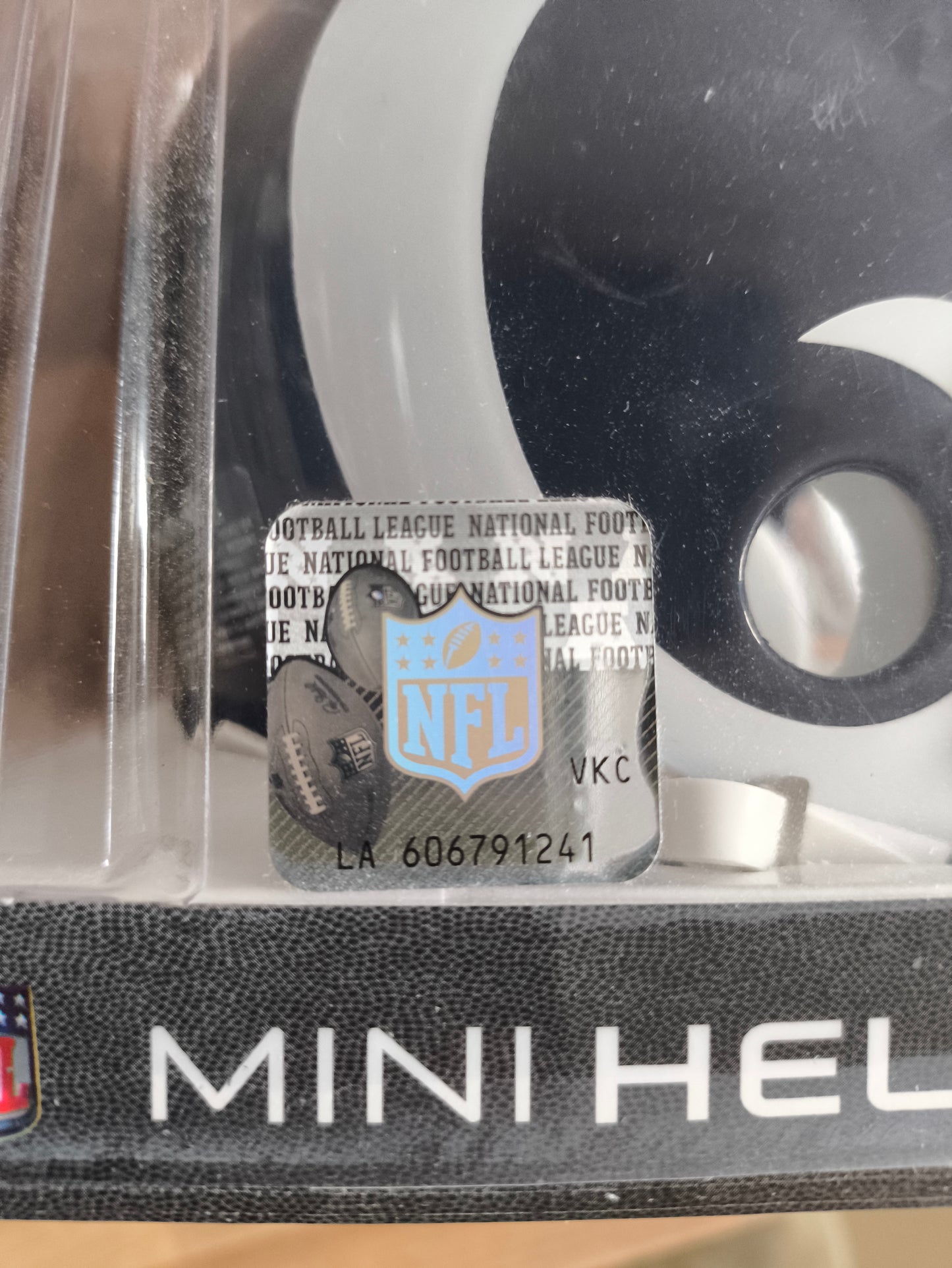 Todd Gurley Los Angeles Rams Signed Mini Helmet Beckett COA