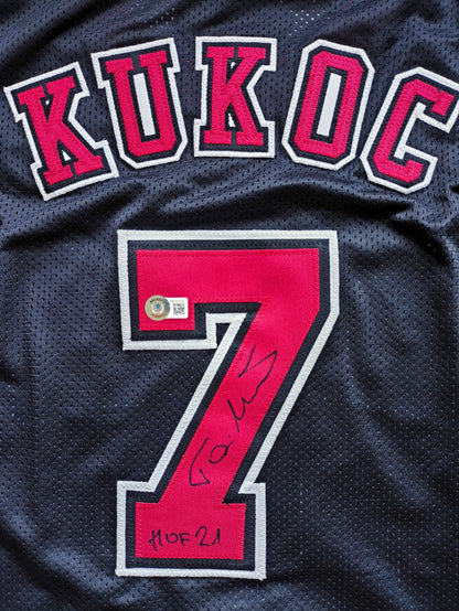Toni Kukoc Chicago Bulls NBA Signed Jersey Beckett COA