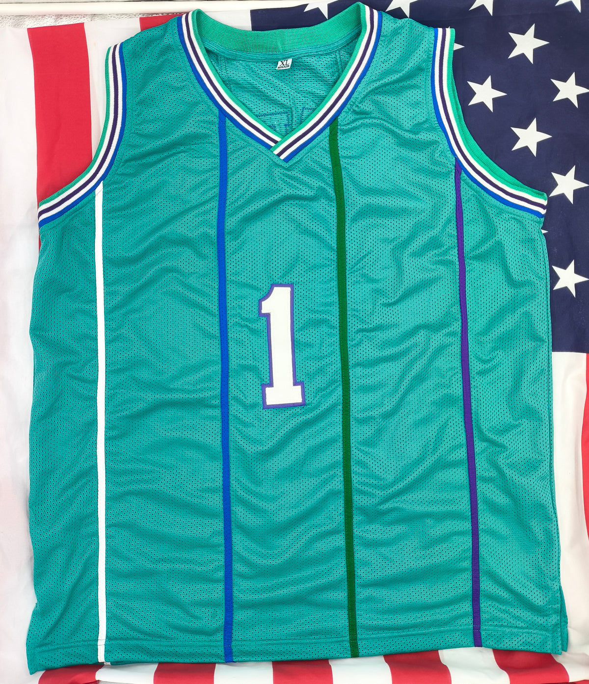 Muggsy Bogues Charlotte Hornets NBA Signed Jersey Beckett COA